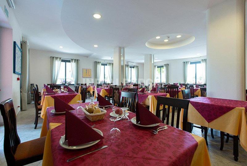Hotel Napoleon San Mauro Mare Esterno foto
